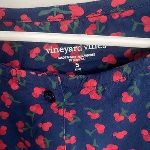 Vineyard vines size 7-8